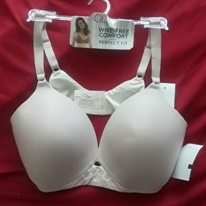 Olga wire-free bra [NEW with tags]